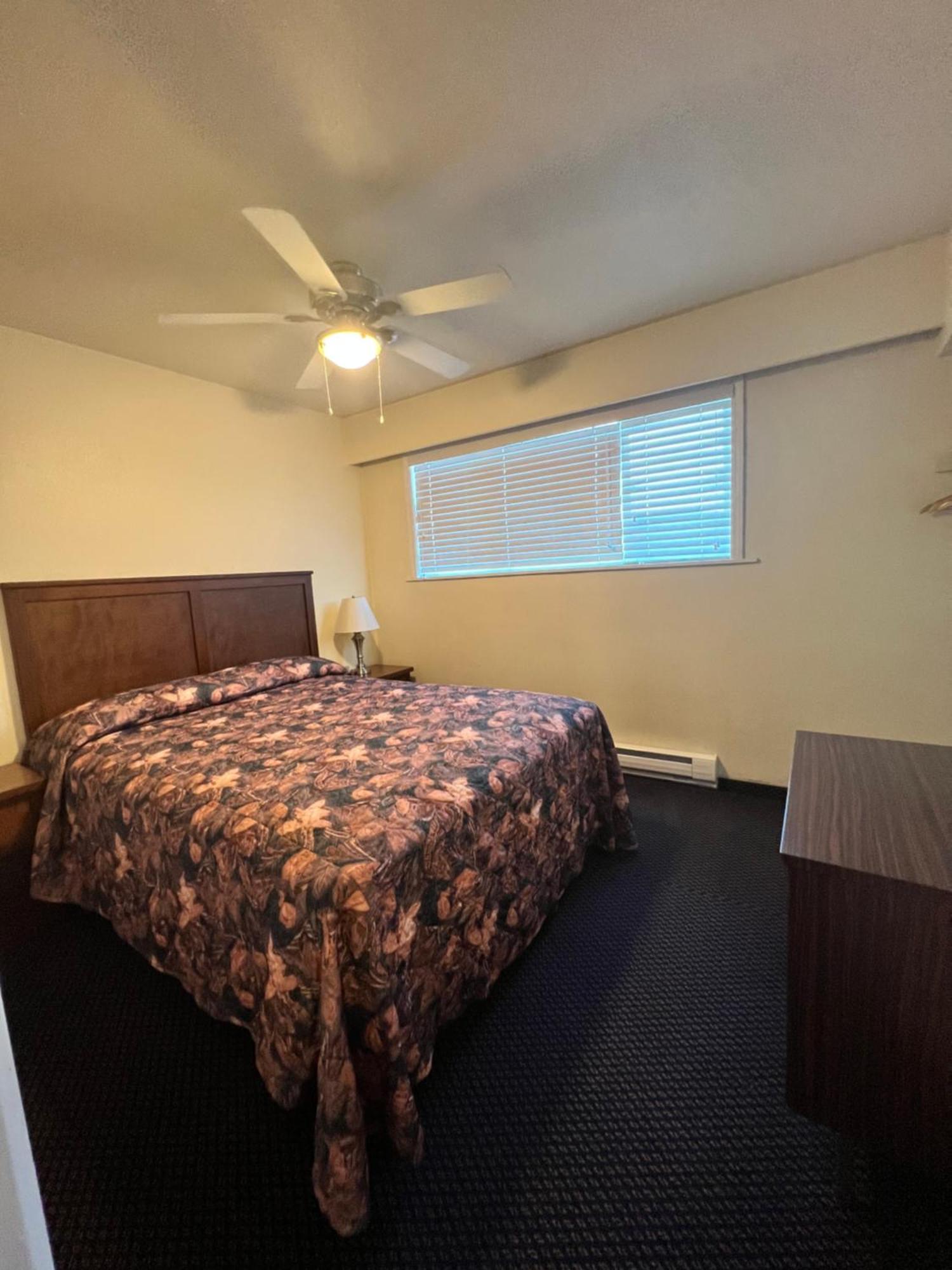 Redford Motel Port Alberni Kültér fotó